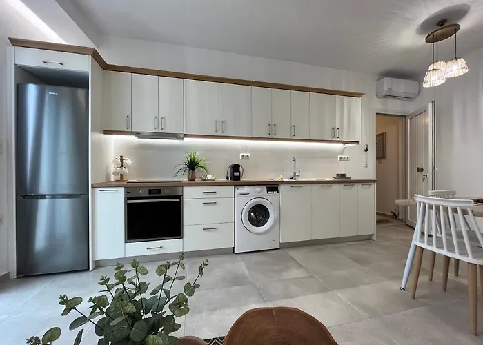 Aleria Central Apartments